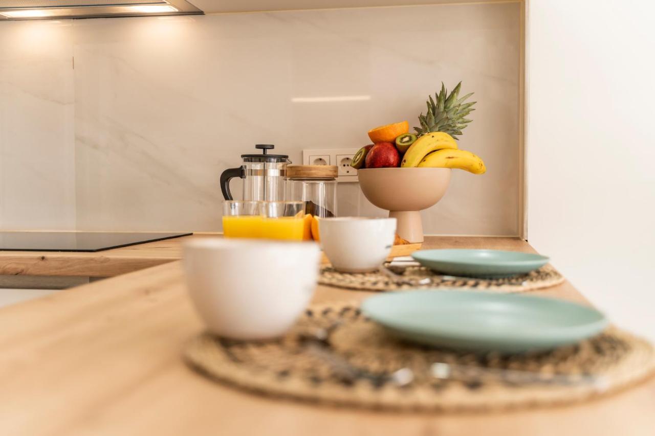 Modern Beach Apartment Romana Playa 723 In Marbella, Elviria ภายนอก รูปภาพ