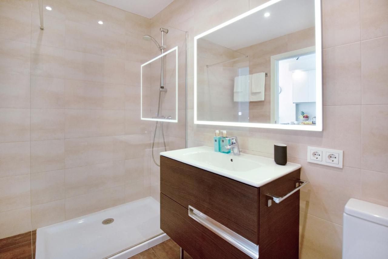 Modern Beach Apartment Romana Playa 723 In Marbella, Elviria ภายนอก รูปภาพ