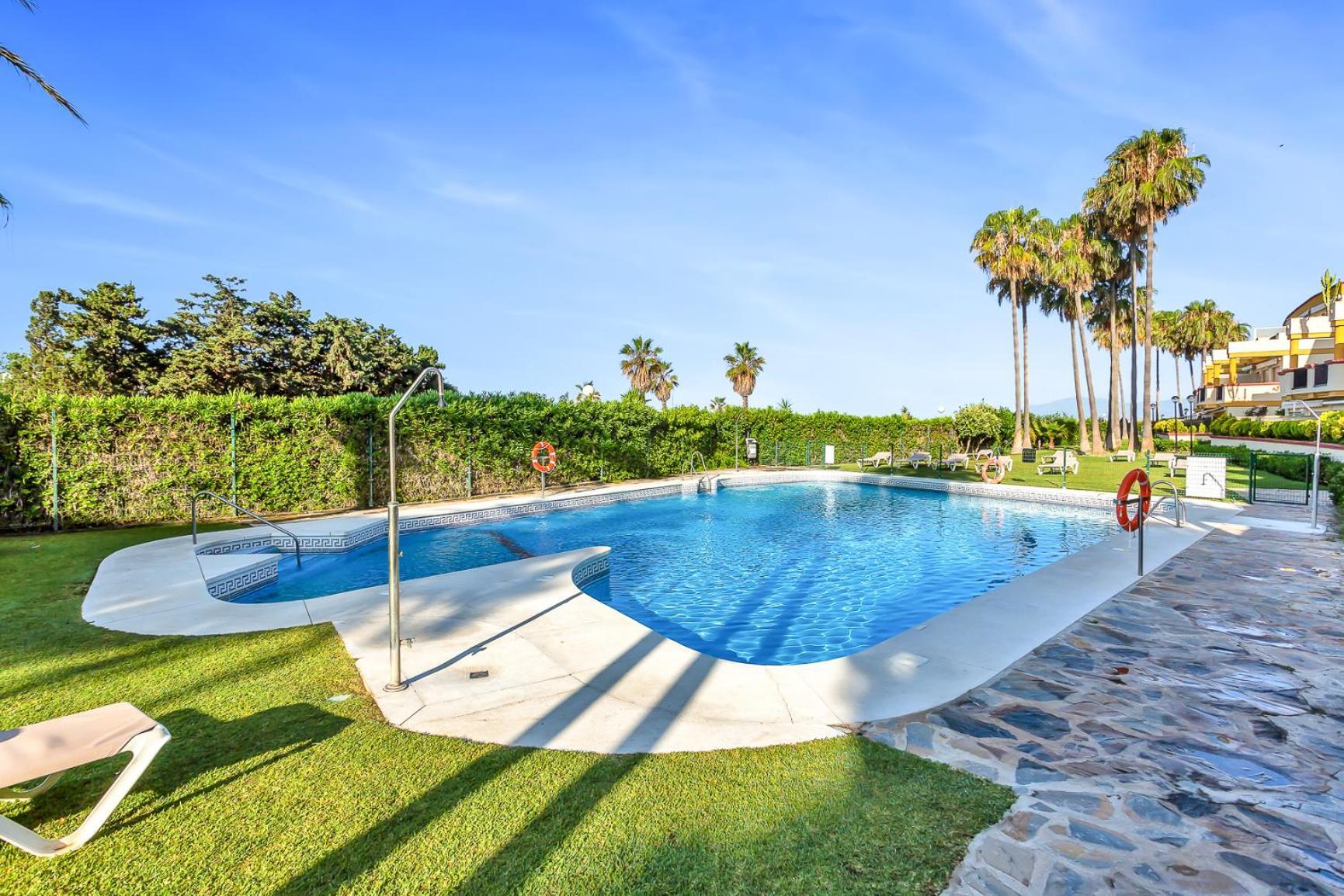 Modern Beach Apartment Romana Playa 723 In Marbella, Elviria ภายนอก รูปภาพ