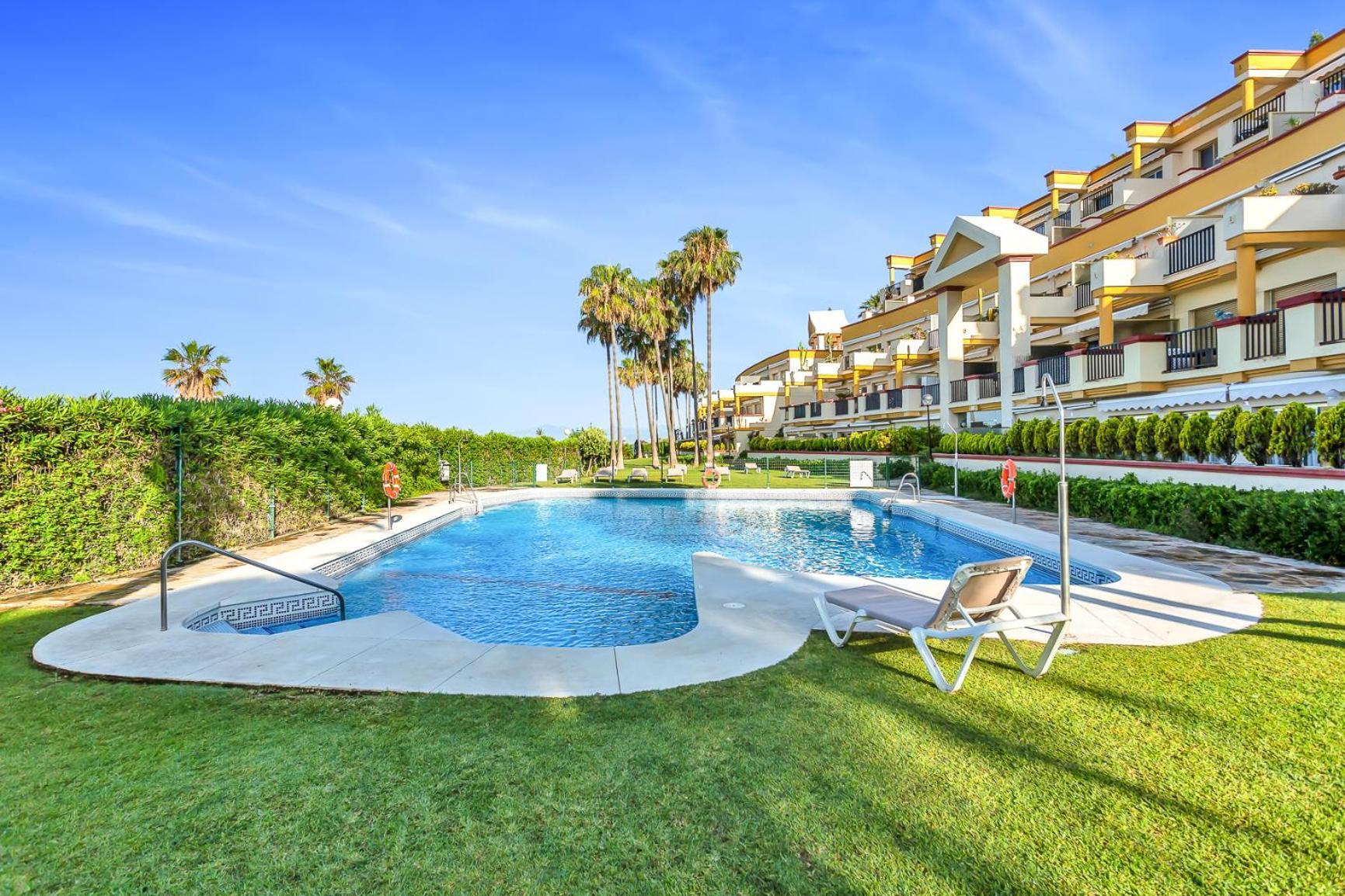 Modern Beach Apartment Romana Playa 723 In Marbella, Elviria ภายนอก รูปภาพ